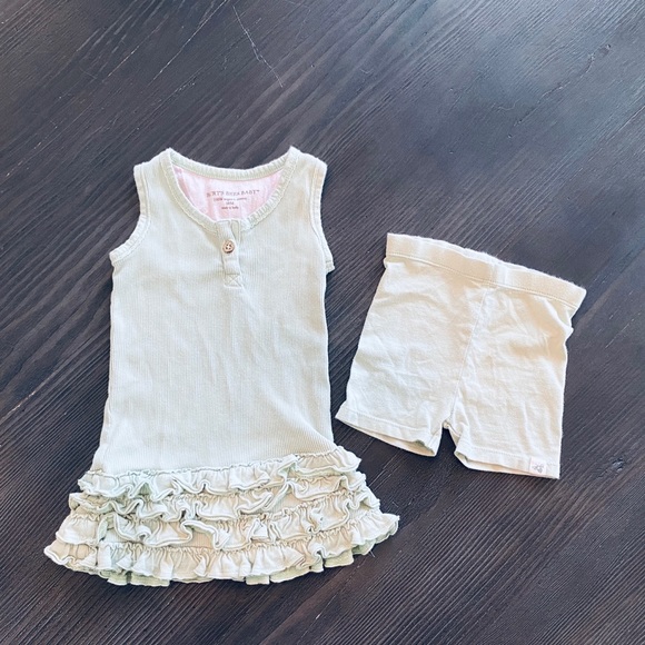 Burt’s Bees Outfit Play Condition - Picture 1 of 5